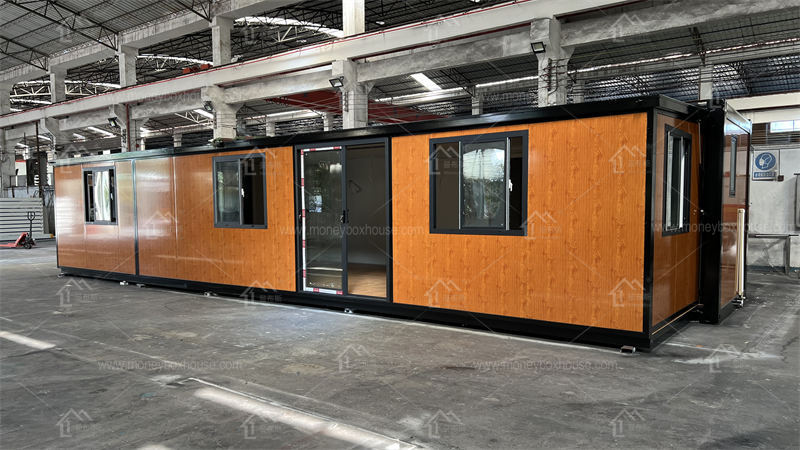 Expandable Container House