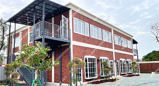 क्या एक आदर्श कंटेनर स्कूल की इमारत है